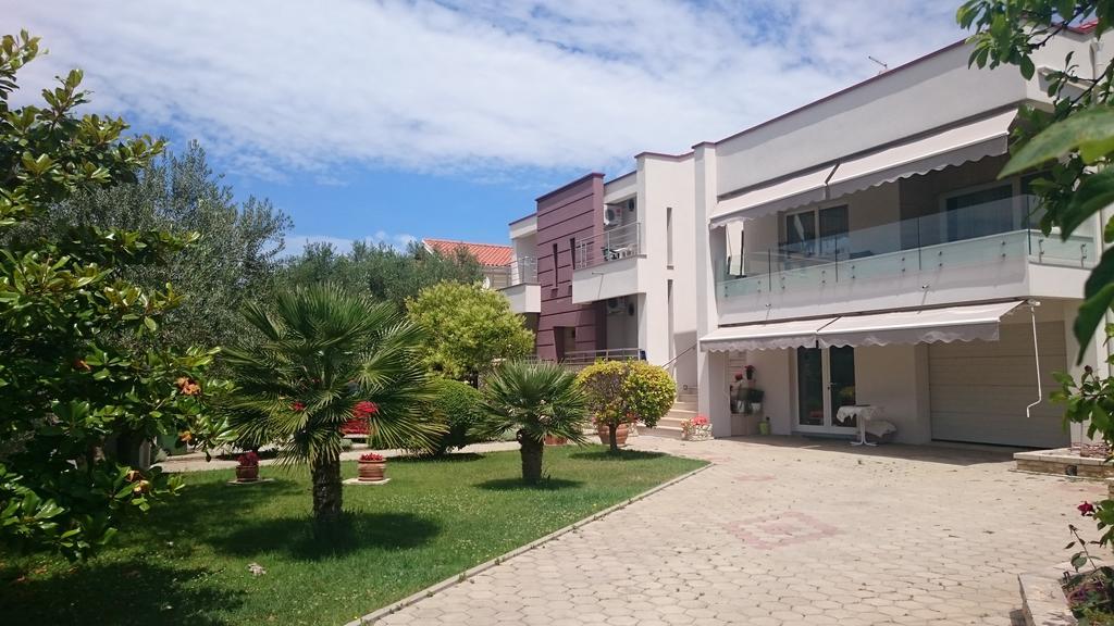 Apartmani Ukalovic Zadar Exterior photo